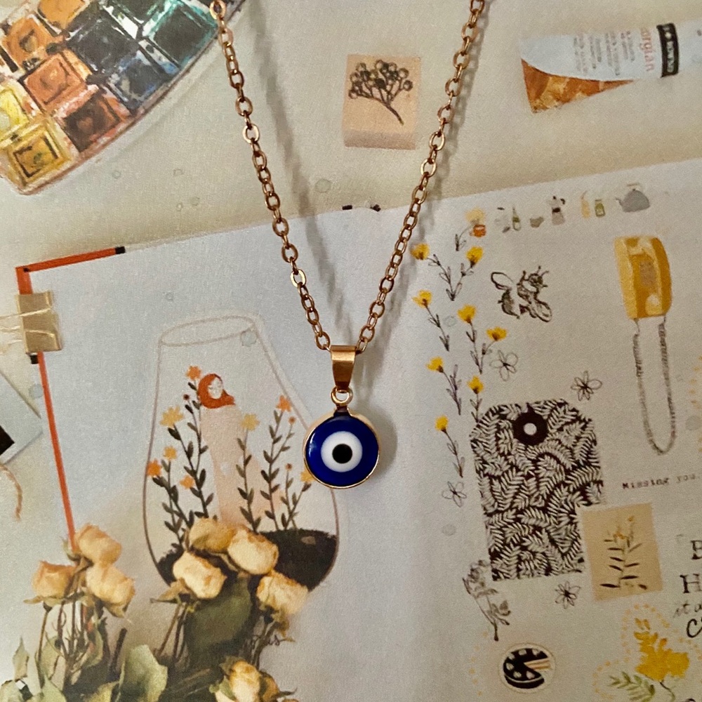 🧿Evil eye necklace with gold chain🧿